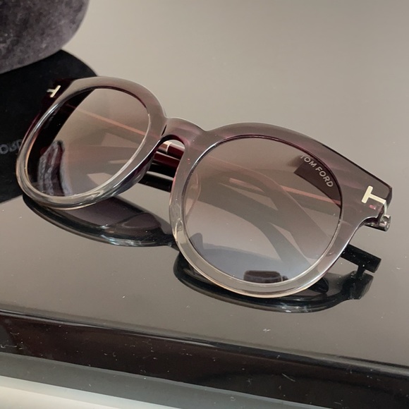 Tom Ford Sunglasses ? Like new.! ??? main image 5